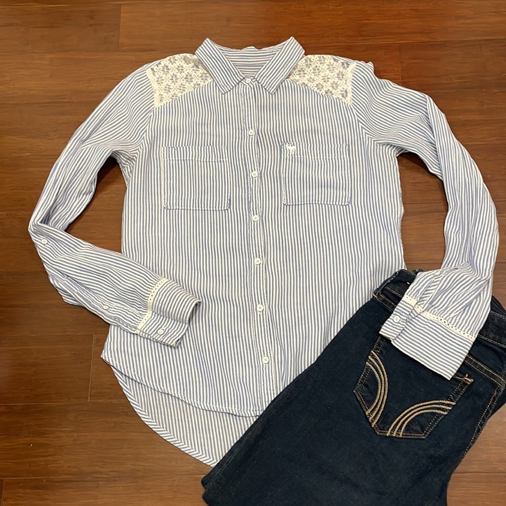 Abercrombie& Finch blue stripe button down